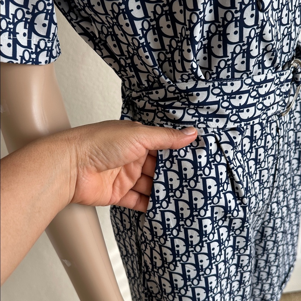 Navy & White Printed Wrap Romper with Belt Size Medium - Picture 5 of 16
